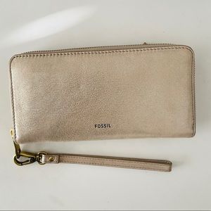 Fossil wallet new with tags genuine leather